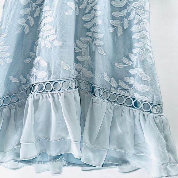 NWT SELFIE LESLIE Caspar Leafy Romantic EMBROIDERED DRESS Mod BABY BLUE WOMENS S - Picture 5 of 11